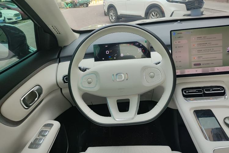 Used CHANGAN NEVO Q05 2026 Model 506 Max Steering Wheel