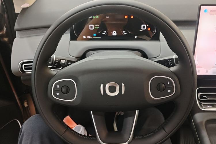 Used CHANGAN NEVO Q05 2026 Model 405Max Steering Wheel