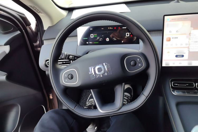 Used CHANGAN NEVO Q05 2026 Model 506 Max Steering Wheel