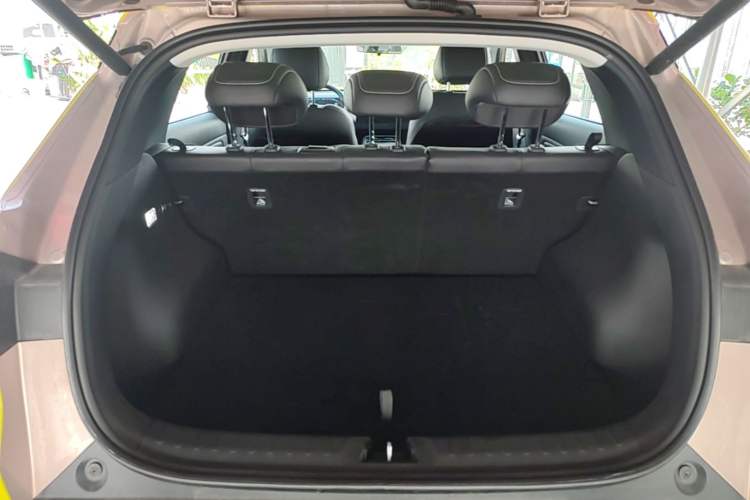 Used CHANGAN NEVO Q05 2026 Model 506 Max Trunk