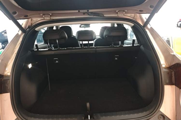 Used CHANGAN NEVO Q05 2026 Model 506Max+ Trunk
