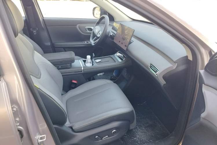 Used CHANGAN NEVO Q05 2026 Model 506 Max Right Front Seat