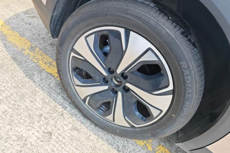 Used CHANGAN NEVO Q05 2026 Model 506 Max Right Rear Wheel Hub