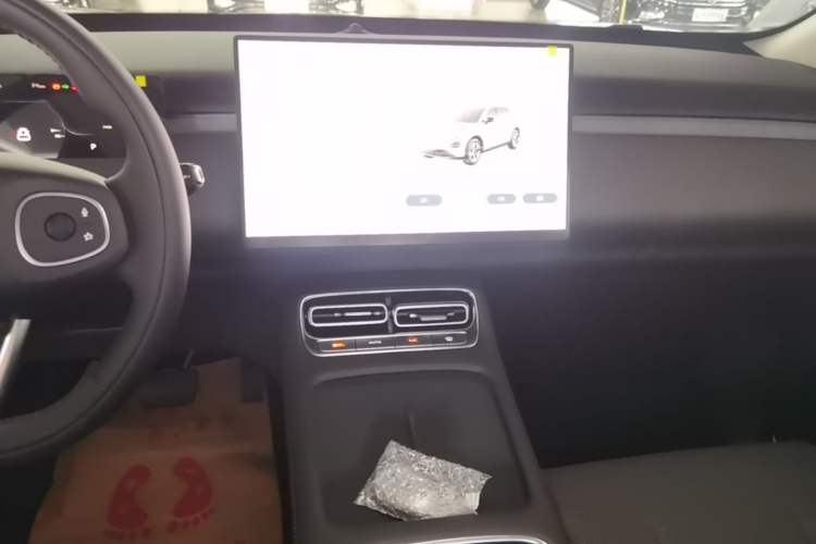 Used CHANGAN NEVO Q05 2026 Model 405Air Audio And AC Panel