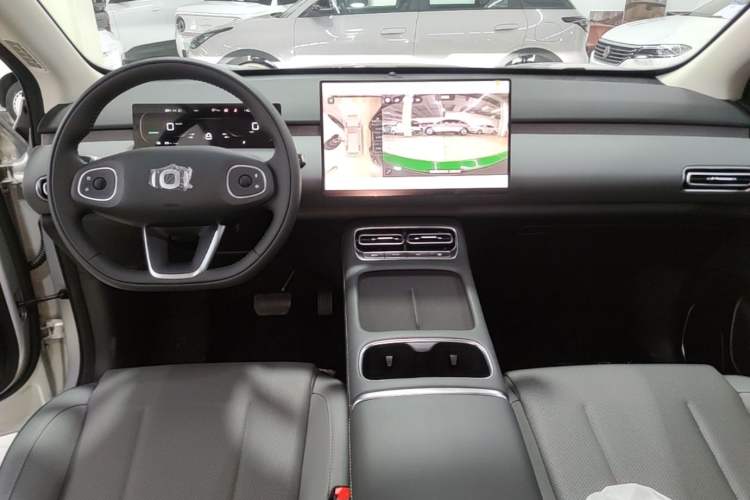 Used CHANGAN NEVO Q05 2026 Model 405Air Center Console