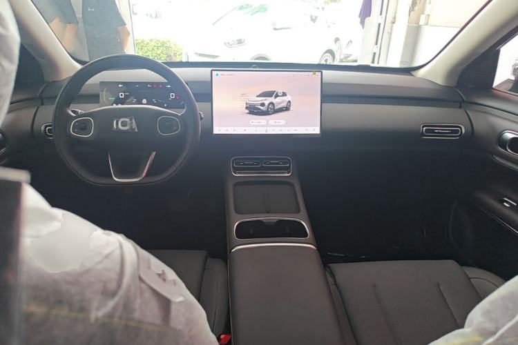 Used CHANGAN NEVO Q05 2026 Model 405Air Center Console
