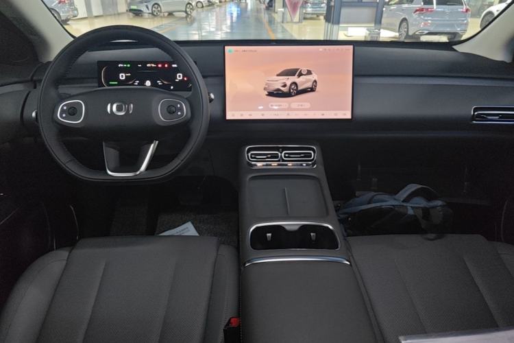 Used CHANGAN NEVO Q05 2026 Model 405Air Center Console
