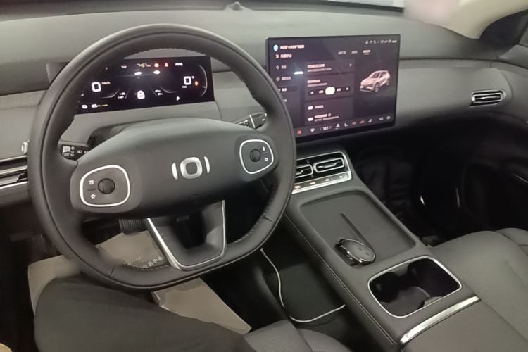 Used CHANGAN NEVO Q05 2026 Model 506 Max Center Console