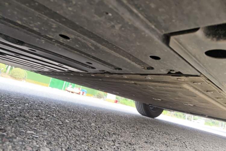 Used CHANGAN NEVO Q05 2026 Model 405Air Chassis Rear Right