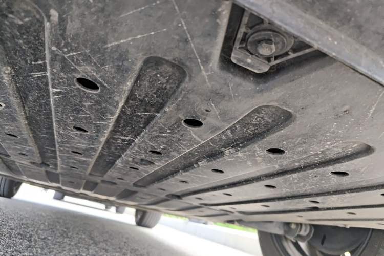 Used CHANGAN NEVO Q05 2026 Model 405Air Chassis Rear
