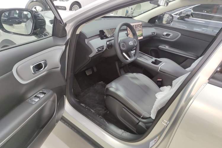 Used CHANGAN NEVO Q05 2026 Model 405Air Driver Seat