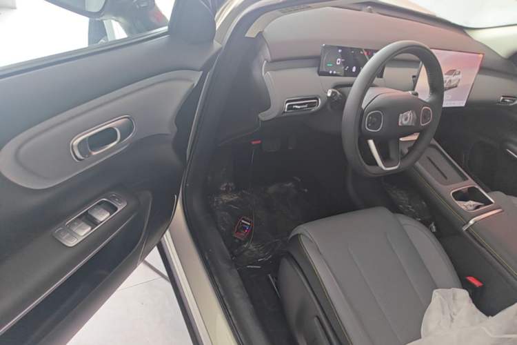 Used CHANGAN NEVO Q05 2026 Model 405Air Driver Seat