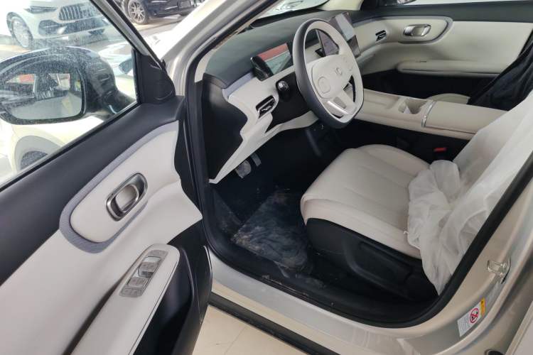 Used CHANGAN NEVO Q05 2026 Model 405Air Driver Seat