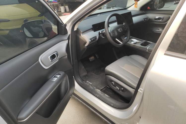 Used CHANGAN NEVO Q05 2026 Model 405Max Driver Seat