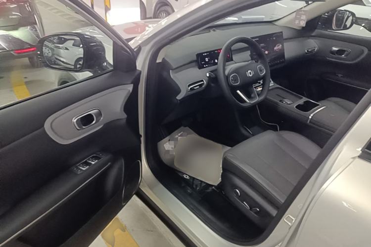 Used CHANGAN NEVO Q05 2026 Model 506 Max Driver Seat