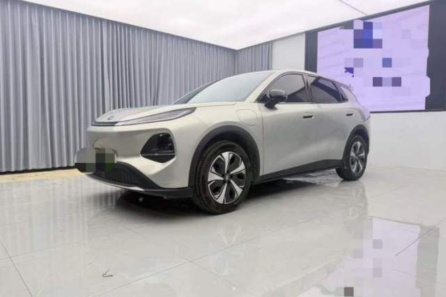 Ojetý CHANGAN NEVO Q05 2026 Model 506Max+