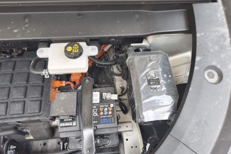 Used CHANGAN NEVO Q05 2026 Model 405Air Engine Bay Left