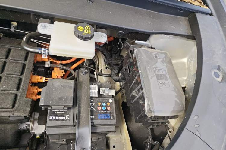 Used CHANGAN NEVO Q05 2026 Model 405Air Engine Bay Left