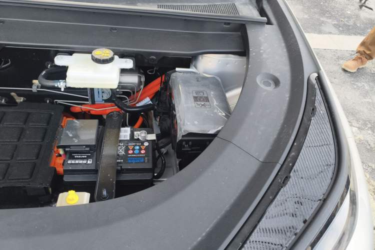 Used CHANGAN NEVO Q05 2026 Model 405Max Engine Bay Left