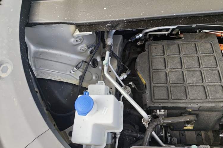 Used CHANGAN NEVO Q05 2026 Model 405Air Engine Bay Right