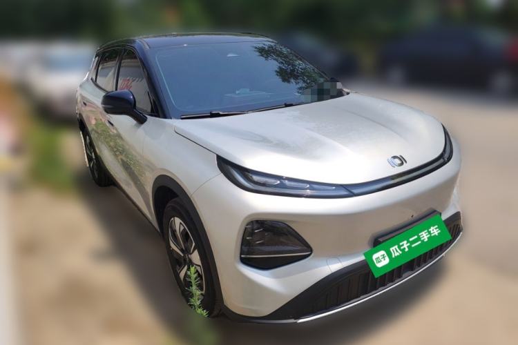 Used CHANGAN NEVO Q05  Front Right 45 Deg
