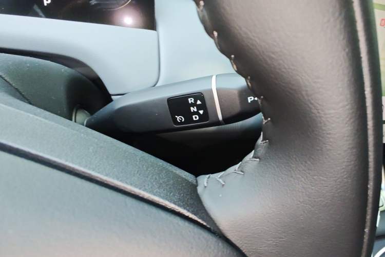 Used CHANGAN NEVO Q05 2026 Model 405Air Gear Lever