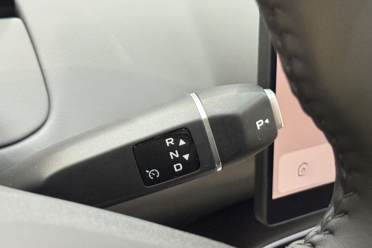 Used CHANGAN NEVO Q05 2026 Model 405Air Gear Lever