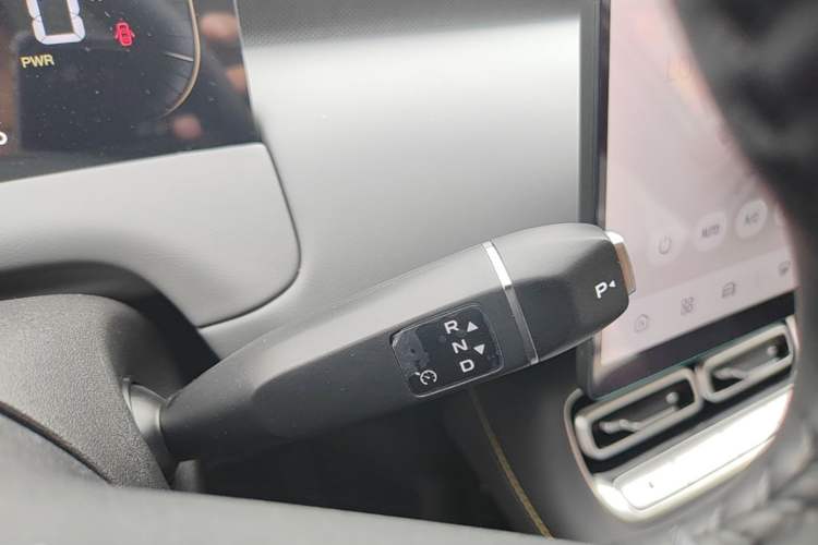 Used CHANGAN NEVO Q05 2026 Model 405Air Gear Lever