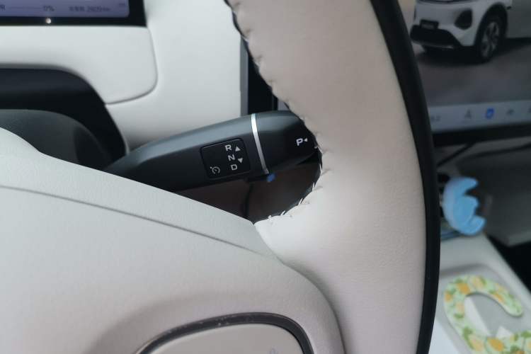 Used CHANGAN NEVO Q05 2026 Model 506 Laser Ultra+ Gear Lever