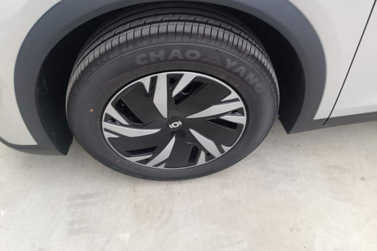Used CHANGAN NEVO Q05 2026 Model 405Air Left Front Wheel Hub