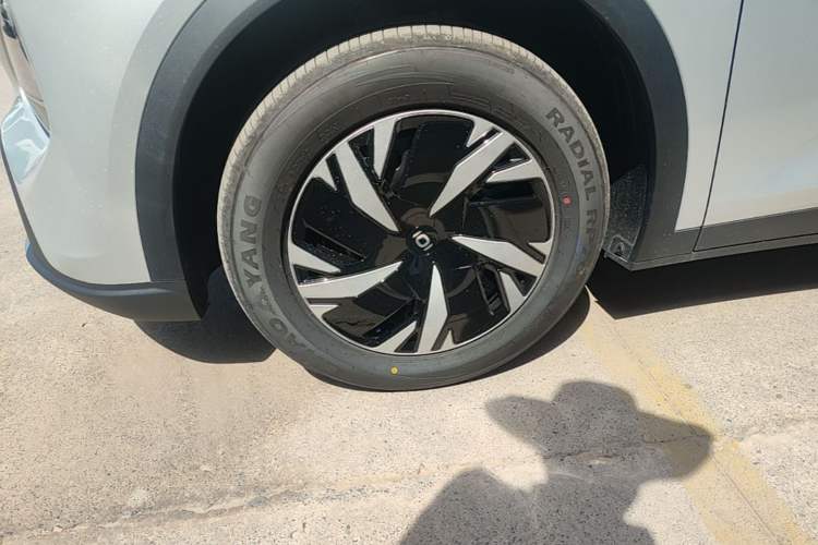 Used CHANGAN NEVO Q05 2026 Model 405Air Left Front Wheel Hub