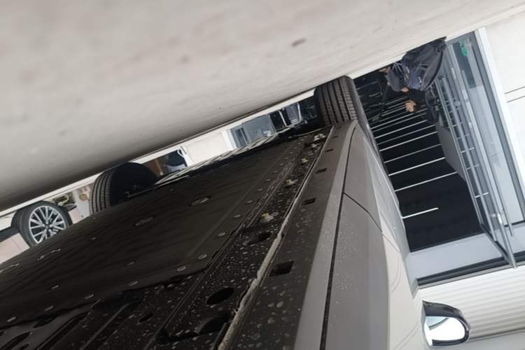 Used CHANGAN NEVO Q05 2026 Model 405Air Left Side Sill