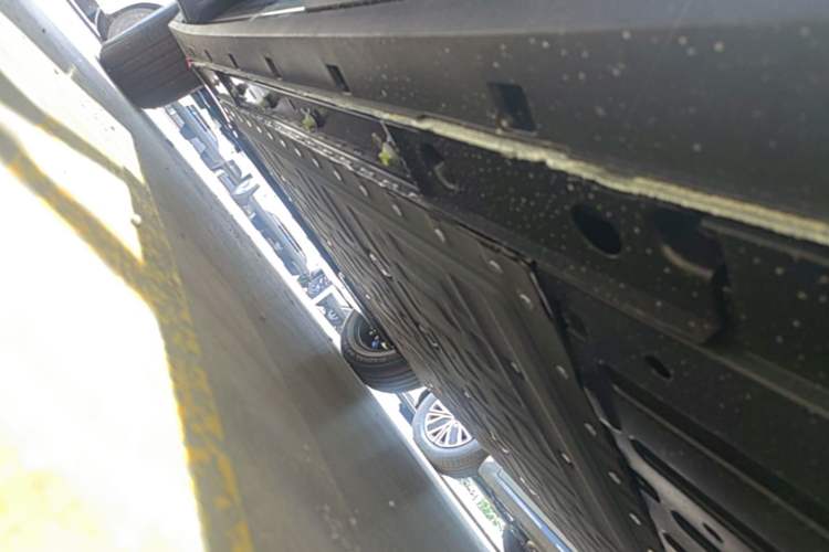 Used CHANGAN NEVO Q05 2026 Model 405Air Left Side Sill