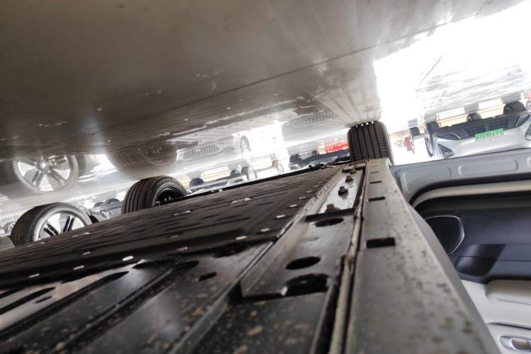 Used CHANGAN NEVO Q05 2026 Model 405Air Left Side Sill