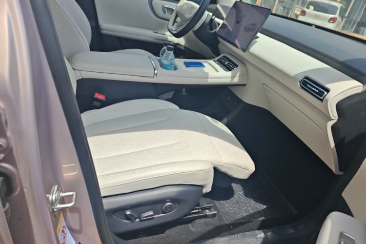 Used CHANGAN NEVO Q05 2026 Model 506 Max Right Front Seat