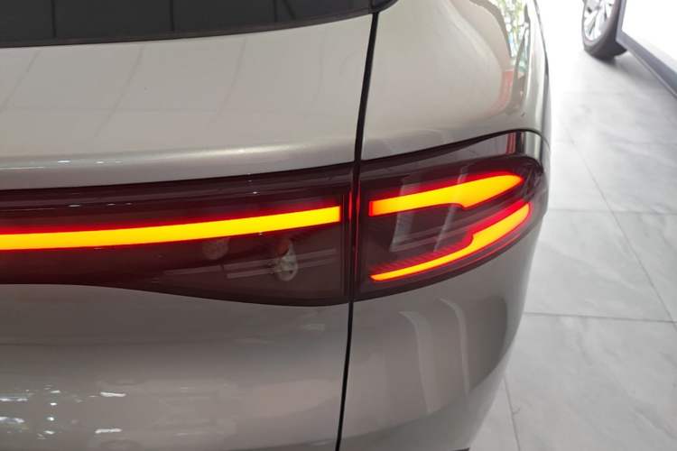 Used CHANGAN NEVO Q05 2026 Model 405Air Right Rear Taillight