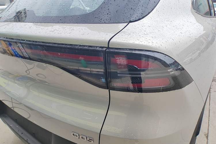 Used CHANGAN NEVO Q05 2026 Model 405Air Right Rear Taillight