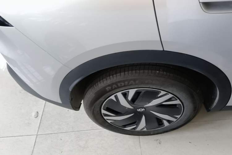 Used CHANGAN NEVO Q05 2026 Model 405Air Right Rear Wheel Hub