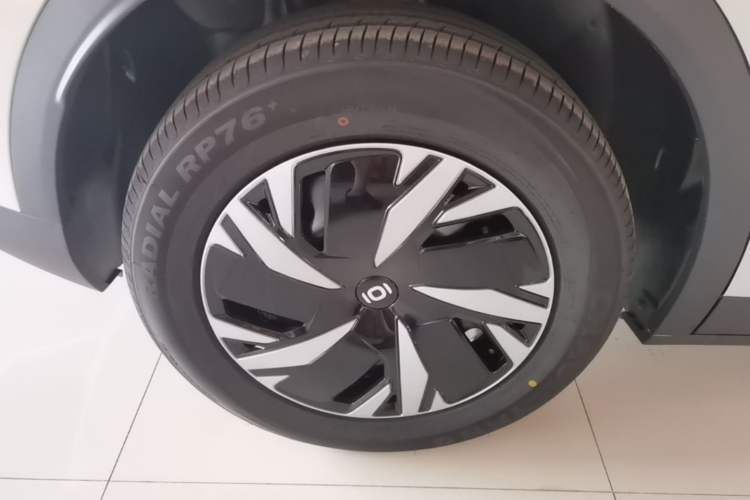 Used CHANGAN NEVO Q05 2026 Model 405Air Right Rear Wheel Hub