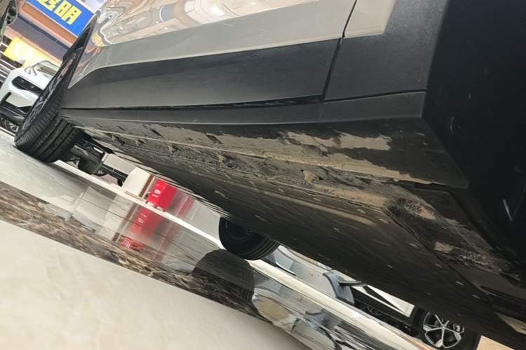 Used CHANGAN NEVO Q05 2026 Model 405Air Right Side Sill