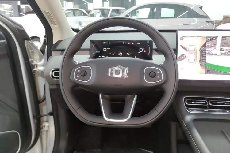 Used CHANGAN NEVO Q05 2026 Model 405Air Steering Wheel
