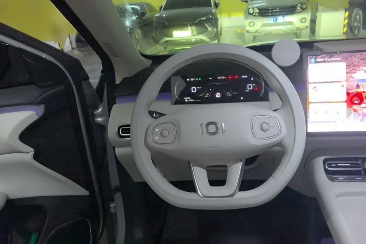 Used CHANGAN NEVO Q05 2026 Model 506 Max Steering Wheel