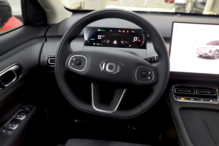 Used CHANGAN NEVO Q05 2026 Model 405Air Steering Wheel