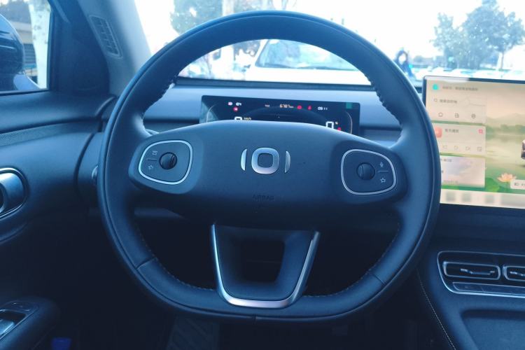 Used CHANGAN NEVO Q05 2026 Model 405Max Steering Wheel