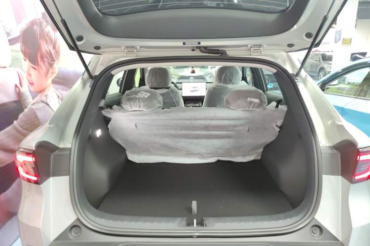 Used CHANGAN NEVO Q05 2026 Model 405Max Trunk