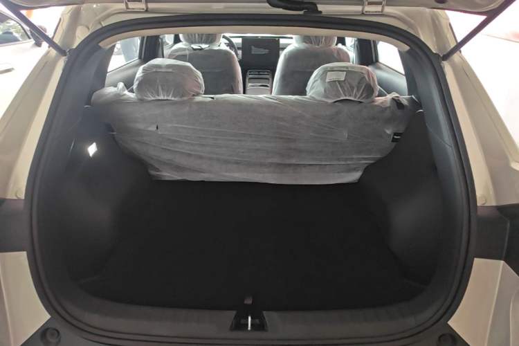 Used CHANGAN NEVO Q05 2026 Model 405Air Trunk