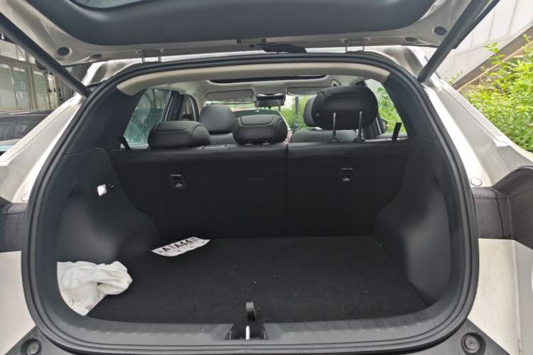Used CHANGAN NEVO Q05 2026 Model 506Max+ Trunk
