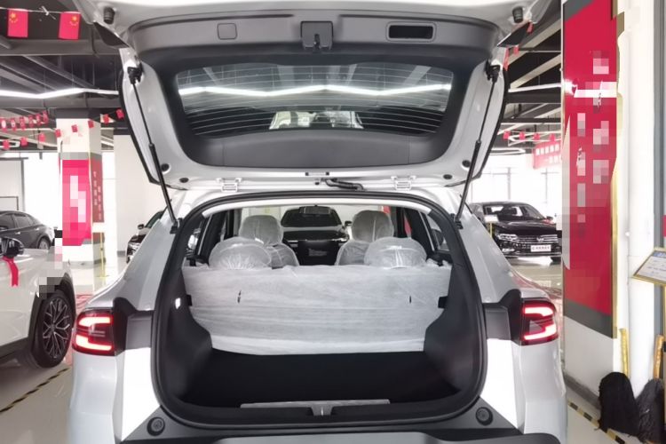 Used CHANGAN NEVO Q05 2026 Model 405Air Trunk