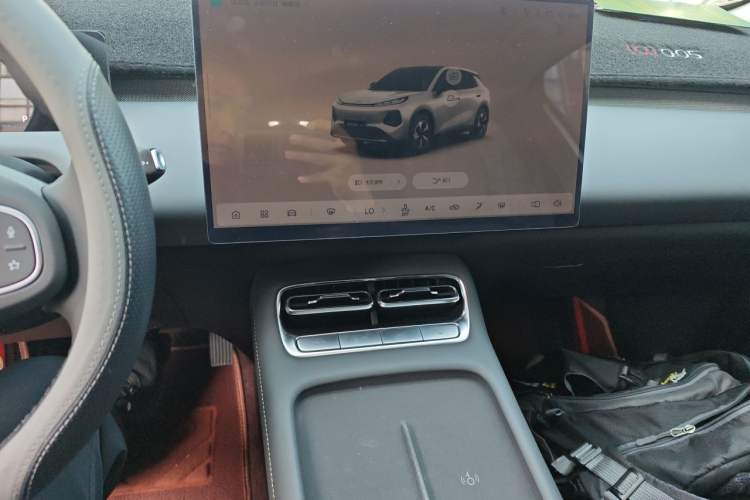 Used CHANGAN NEVO Q05 2026 Model 405Air Audio And AC Panel