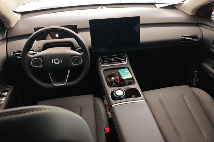 Used CHANGAN NEVO Q05 2026 Model 405Air Center Console
